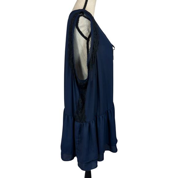 Lane Bryant SZ 28 Tunic Top Sleeveless Ruffled Lace Accent Keyhole V-Neck Navy - Picture 4 of 10